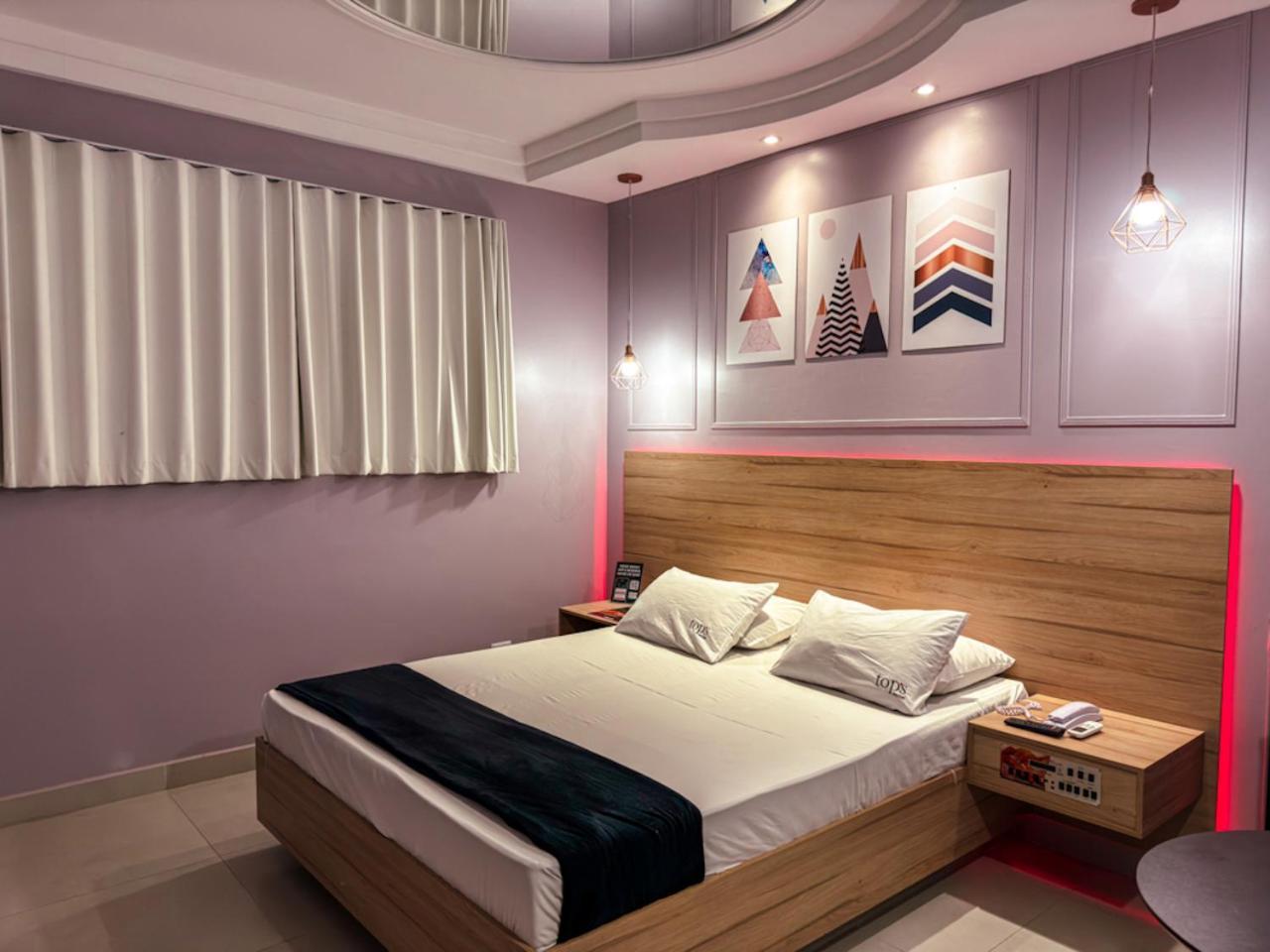 Top'S Motel (Adults Only) Jacarei Bagian luar foto