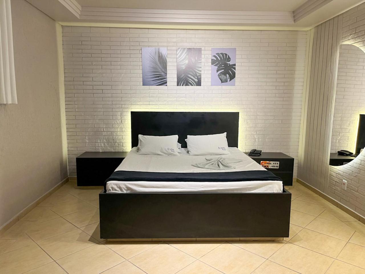 Top'S Motel (Adults Only) Jacarei Bagian luar foto